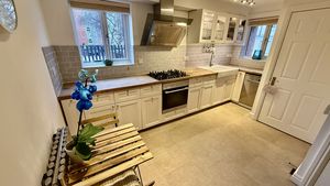 Photo 8- click for photo gallery